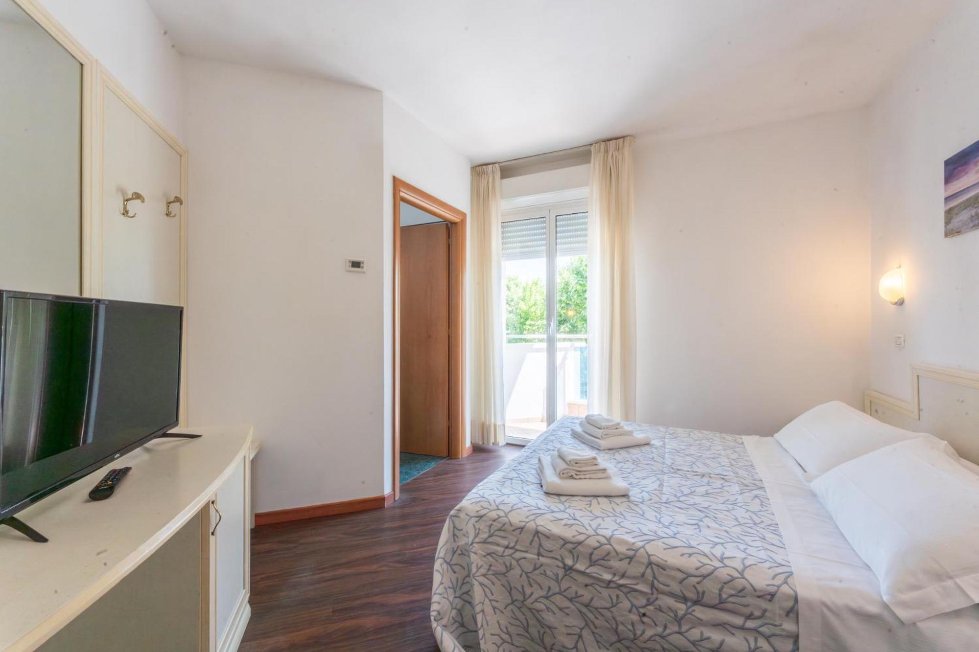 Residence Marconi Mare Rimini Esterno foto
