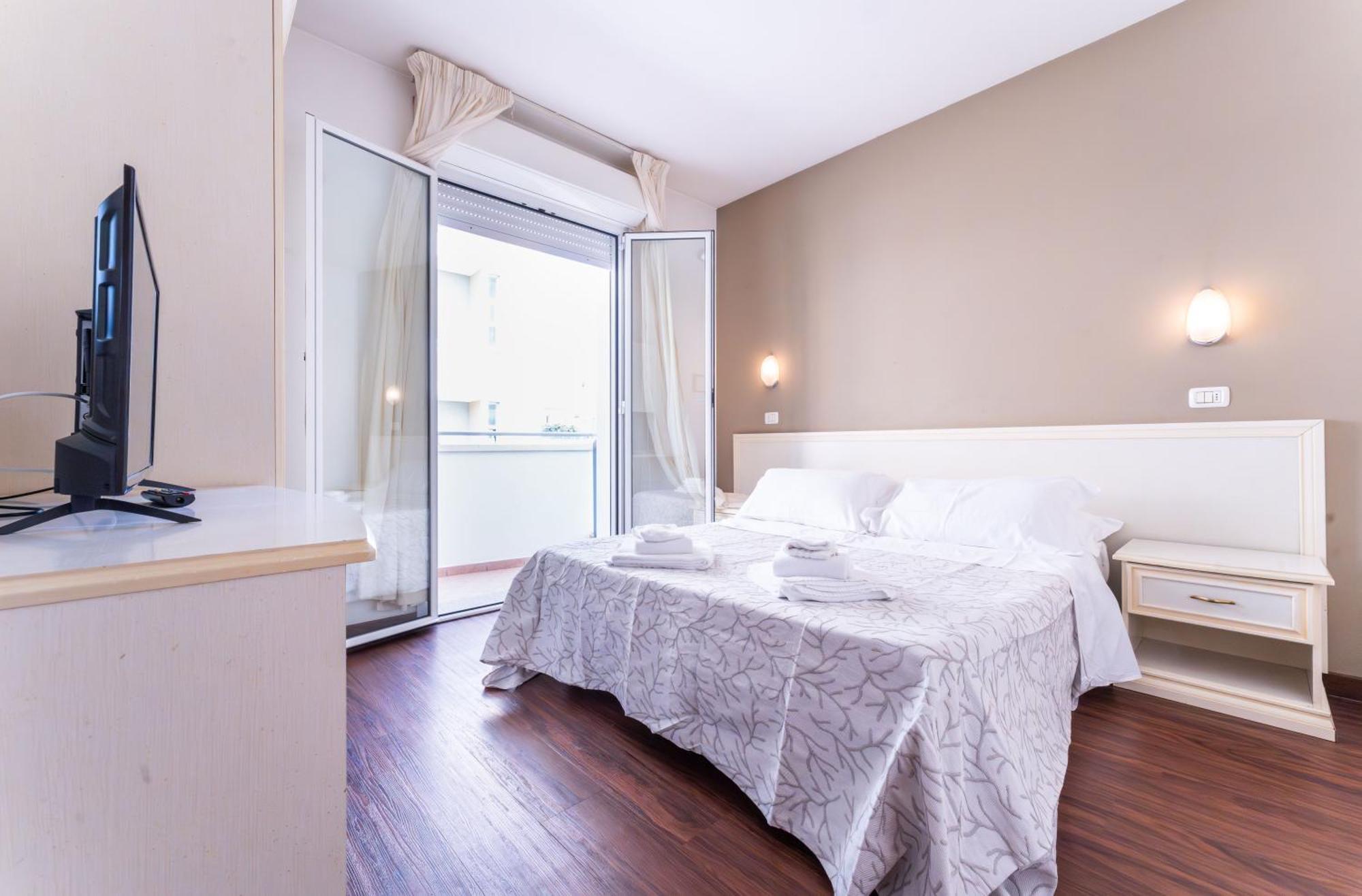 Residence Marconi Mare Rimini Esterno foto
