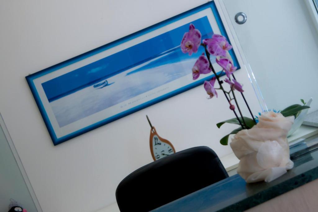 Residence Marconi Mare Rimini Esterno foto